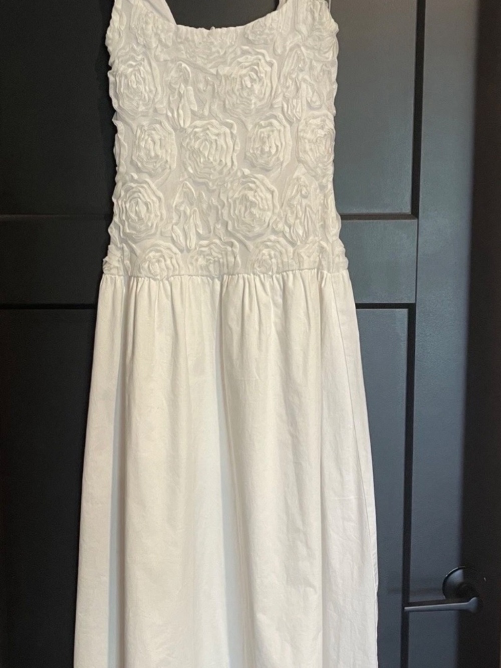 Show Me Your MUMU White Rose Midi Bridal Size S